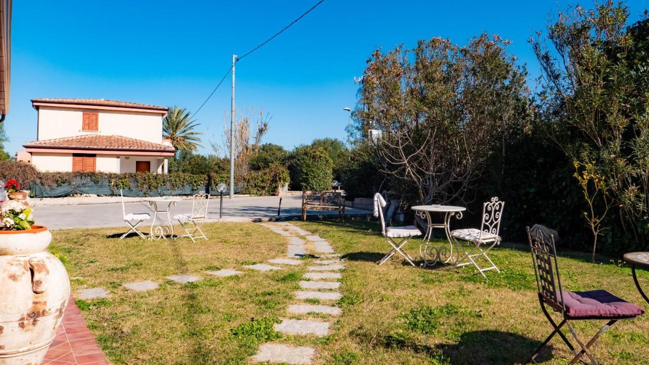 Quadrifoglio Affittacamere San Teodoro (Sardinia) Exterior foto